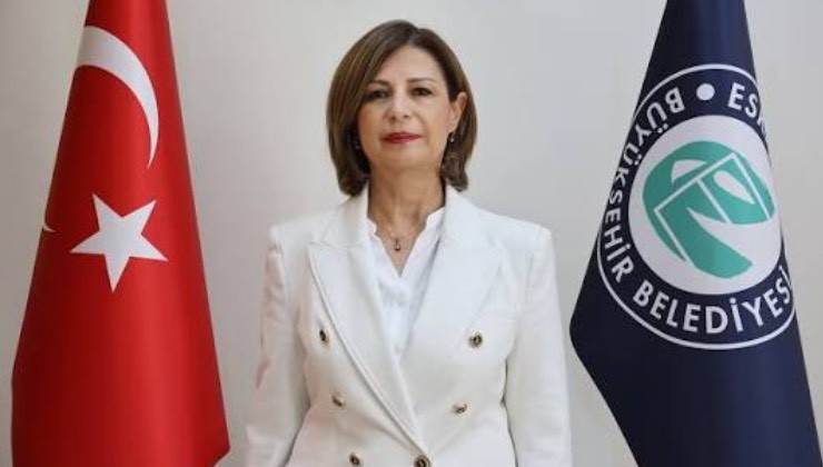 Eskişehir Büyükşehir Belediye Başkanı Ayşe Ünlüce YENİ Parti'ye katıldı