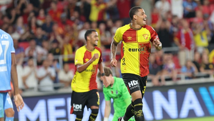 Göztepe perdeyi Samsun'da açıyor