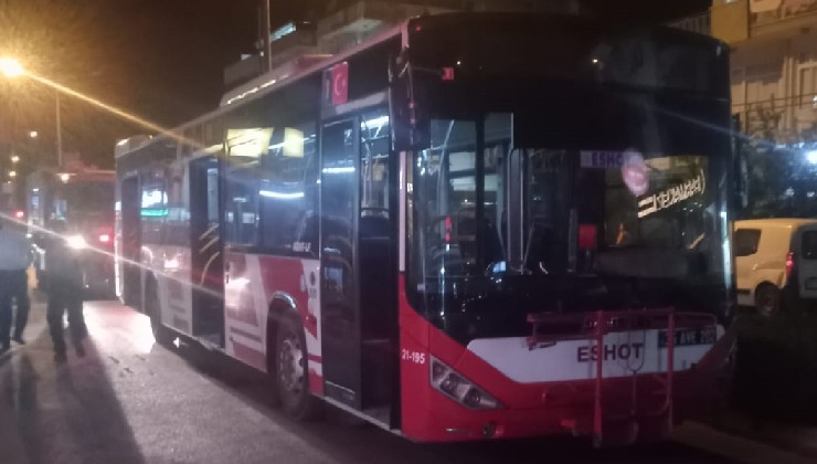 İzmir'de belediye otobüsünde yangın