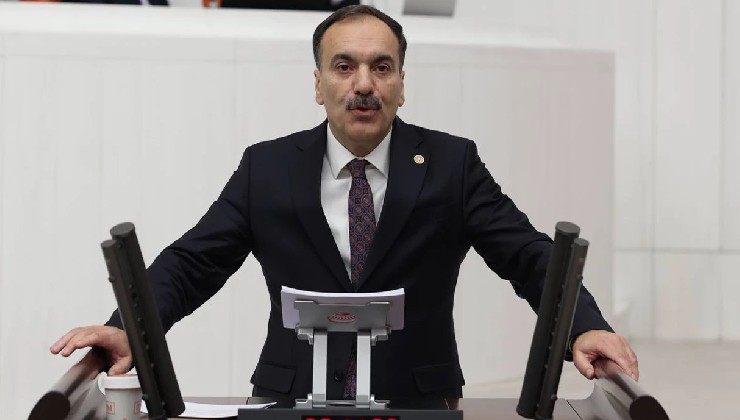 İzmir milletvekili AK Parti'ye geçiyor