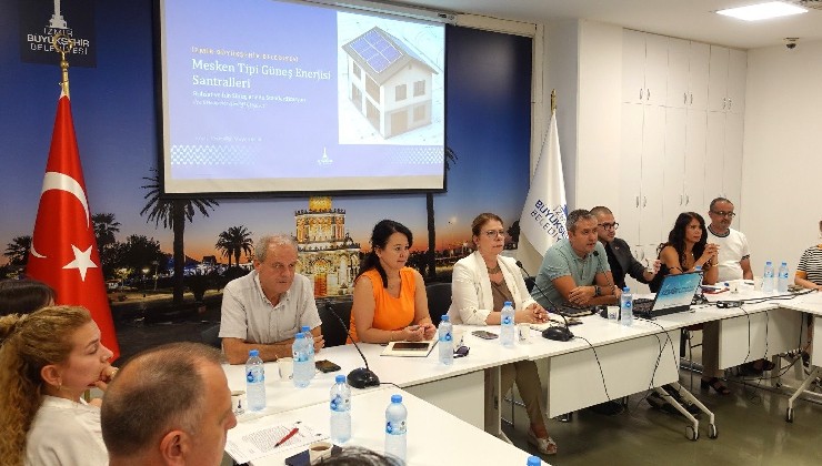 İzmir’in çatılarında güneş seferberliği
