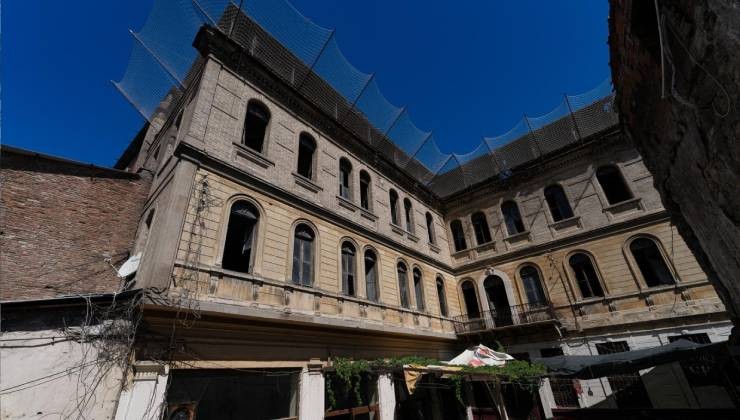 İzmir’in simge yapısı Cihan Palas yeniden hayat buluyor