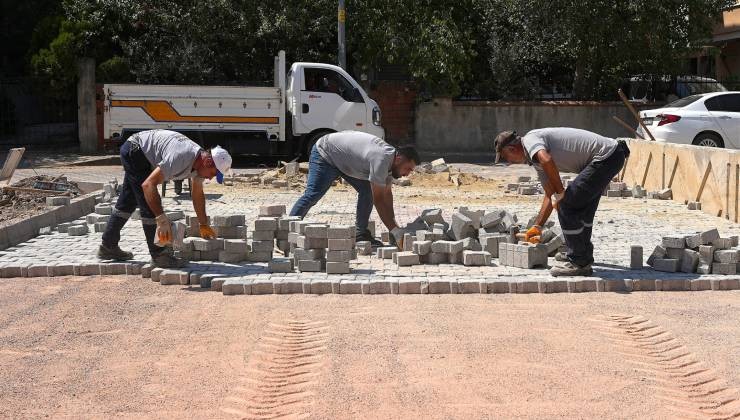 Kemalpaşa’da asfalt seferberliği sürüyor