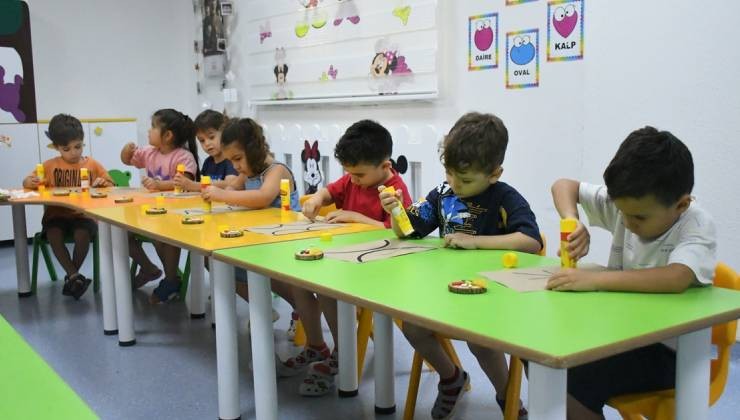 Kuşadası’nda minikler geleceğe Çocuk Gelişim Merkezi’nde hazırlanıyor