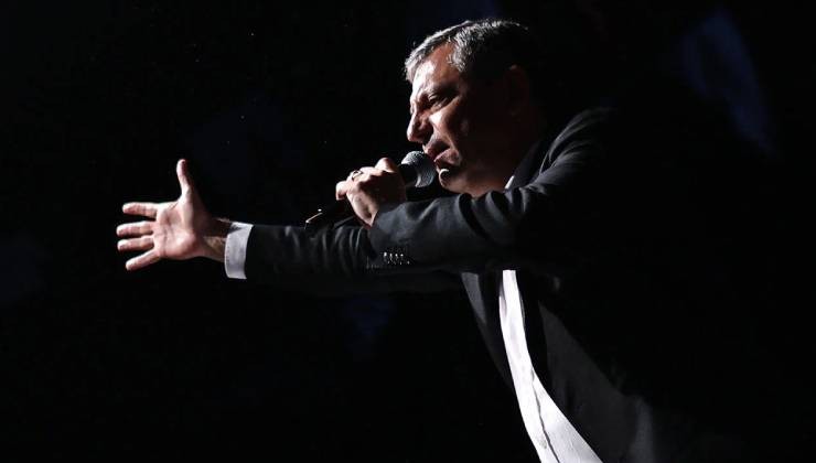 Özgür Özel, Le Monde'a yazdı: YENİ Parti olarak farklı bir gelecek öneriyoruz