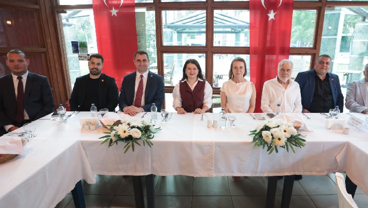 Roman Soykırımı Konak’ta anıldı... ''Eşit bir yaşam için mücadele'' mesajı!