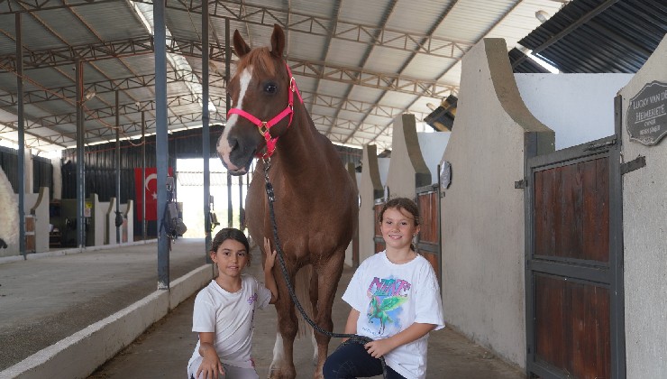 Seferihisar’dan milli takıma: Pony biniciliğinin yeni merkezi Turgut köyünde kuruldu