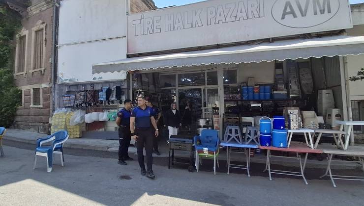 Tire’de kaldırım işgaline zabıta müdahalesi