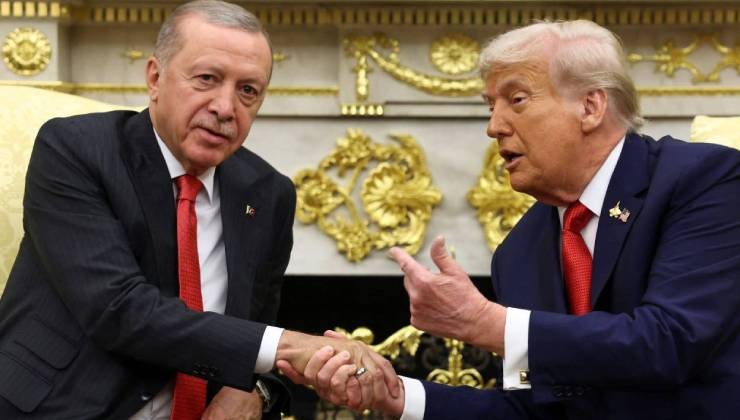 Trump, İran'ın ticaret ortaklarını tehdit etti
