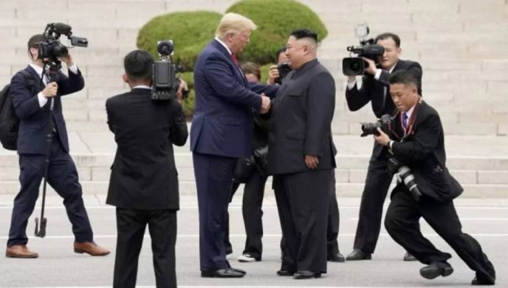 Trump, Kim Jong-un ile yeni zirve için bastırıyor