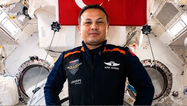 Türkiye'nin ilk astronotu Alper Gezeravcı tuğgeneral oldu