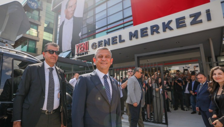 YENİ Parti, genel merkezini Parti Meclisi toplantısı ile açtı