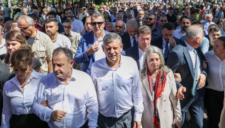 YENİ Parti lideri Özgür Özel’in Karadeniz turunda ikinci durağı Rize