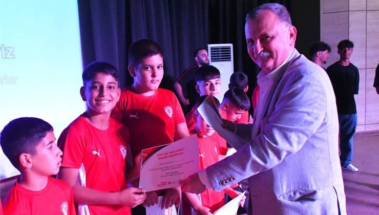Yunusemre'de 4 bin çocuk sporla buluştu