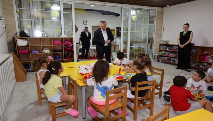 Başkan Balaban yeni eğitim yılında miniklerin heyecanına ortak oldu