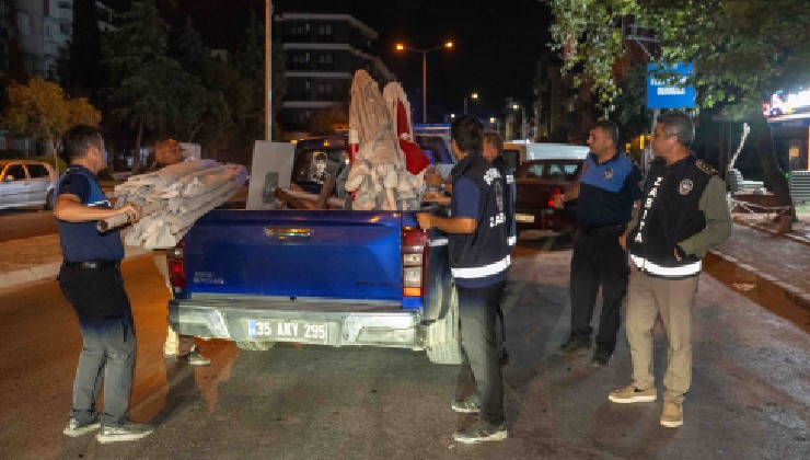 Bornova’da gece yarısı zabıta operasyonu