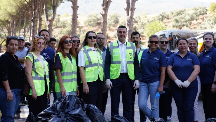 Dünya Temizlik Günü’nde Tire Belediyesi’nden örnek çalışma