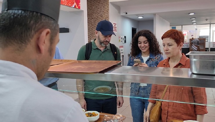 Efeler Belediyesi’nden Menderes Park’ta lezzet atağı