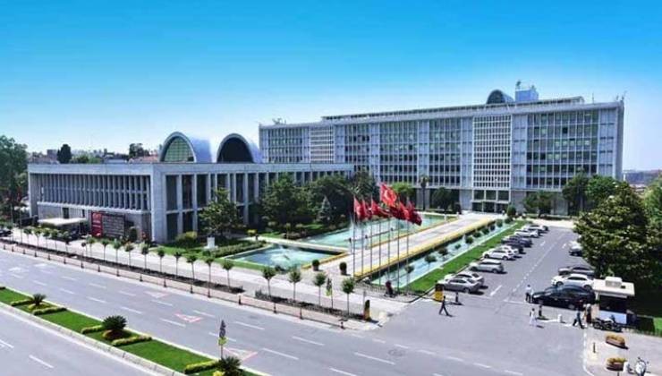 İBB'ye 'yolsuzluk' soruşturması: Gözaltındaki 12 yöneticiden 7'sine tutuklama talebi