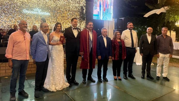 İzmir’de görkemli düğün! Güzide ve Ali Doğacan Öz mutluluğa evet dedi