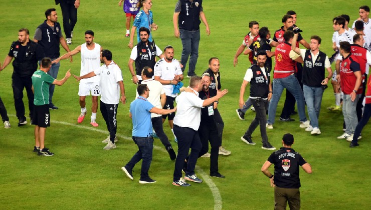 Karşıyaka'nın tadı yok!
