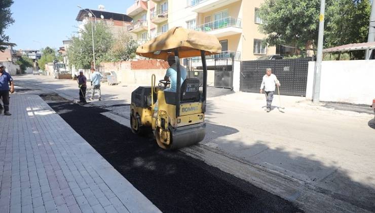 Menderes Belediyesi’nde asfalt hareketliliği