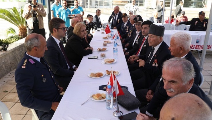 Menderes’te gaziler unutulmadı