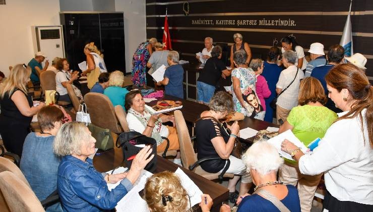 Narlıdere Belediyesi 3. Yaş Üniversitesi’nde dersler ekim ayında başlıyor