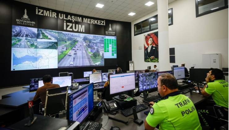 Okul trafiği İZUM’un yakın takibinde