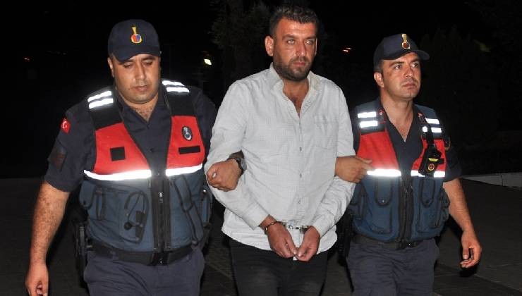 Otomobilde ölü bulunmuştu… Amca oğlu tutuklandı