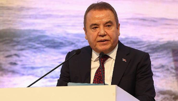 Tutuklu Muhittin Böcek tarafını ilan etti