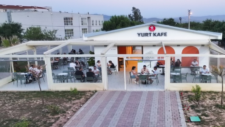 Üniversitelilerin gözde mekanı Yurt Kafe'ye yoğun ilgi