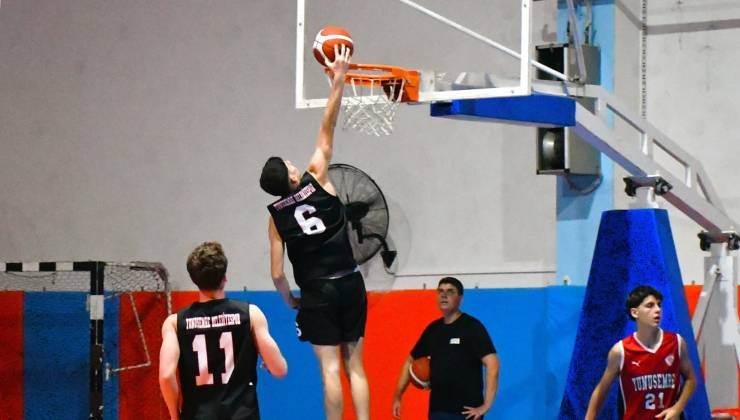 Yunusemre Belediyespor potada geleceğe yatırım yapıyor