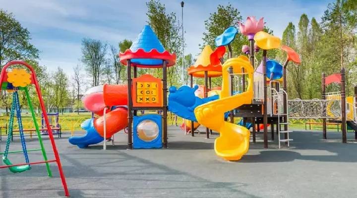 4 çocuk pakta elektrik akımına kapıldı