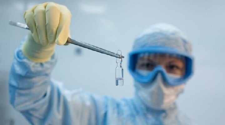 AB De BioNTech krizi: Aşılar güvensiz ve pahalı