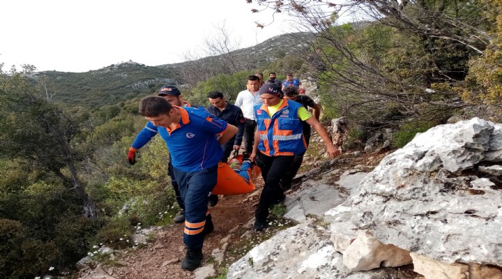 ABD li paraşütçü kayalıklara çakıldı