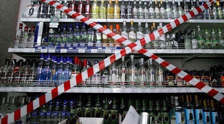 AK Parti li belediye alkolü böyle yasakladı!