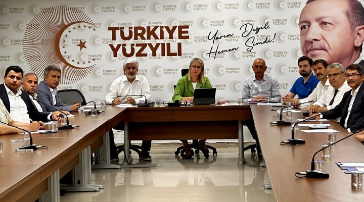 AK Partili Çankırı dan Büyükşehir e tepki:  Bu zihniyeti 2024 te uğurlayacağız 
