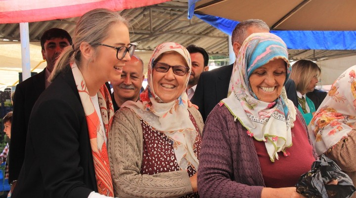 AK Partili Ceyda Bölünmez Çankırı dan Tire ve Bayındır ziyaretleri!