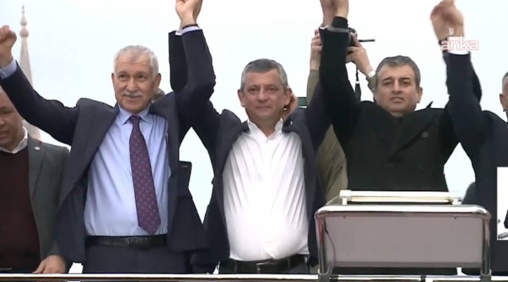 Adana da buluşma mitinge dönüştü: Özgür Özel den İçişleri Bakanlığı na  Zeydan Karalar  çağrısı