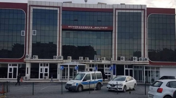 Adliye emanet deposundan silahlar çalındı!