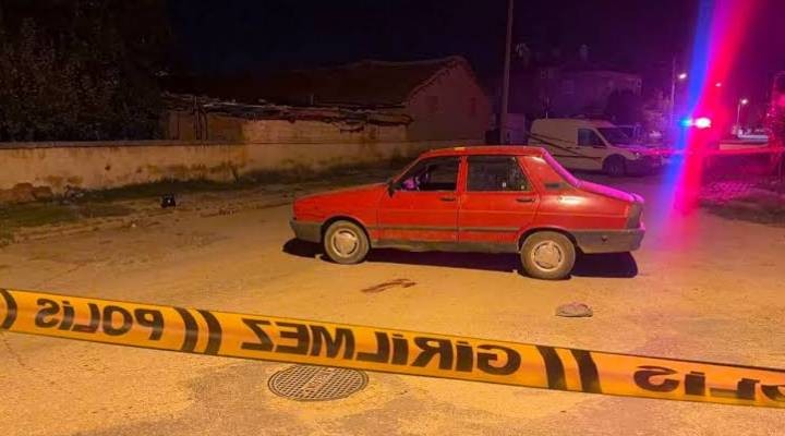 Afyonkarahisar da çıkan kavgada 1 kişi öldü, 4 kişi yaralandı