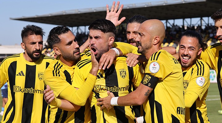Aliağa FK evinde mutlu