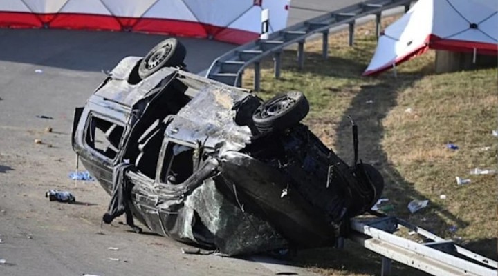 Almanya da Türk ve Suriyeli kaçakların olduğu minibüs kaza yaptı: 7 ölü
