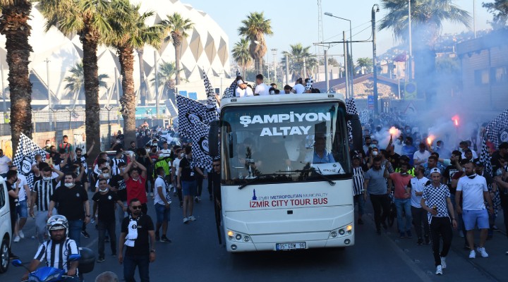 Altay Süper Lig i kutladı