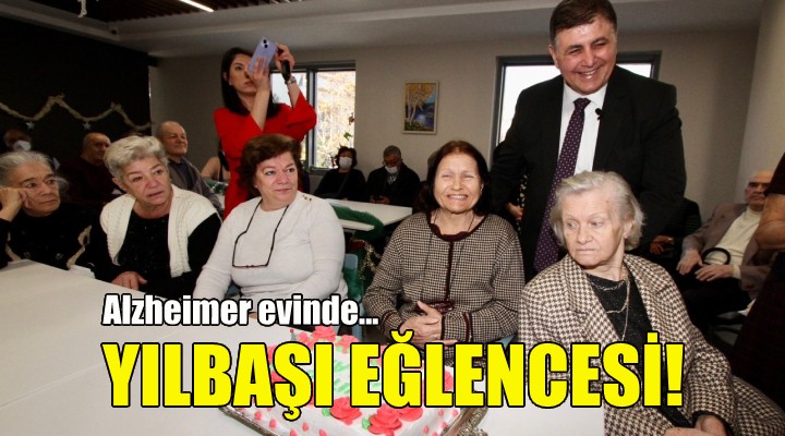 Alzheimer evinde yılbaşı eğlencesi!