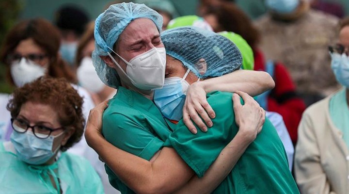 Aşı olduktan 10 dakika sonra yoğun bakıma kaldırıldı!