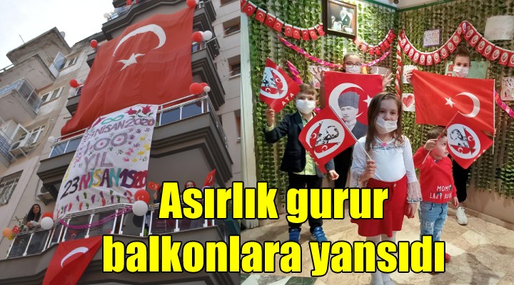 Asırlık gurur balkonlara yansıdı