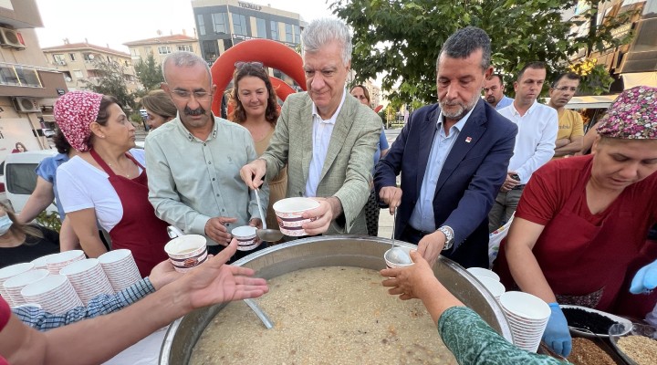 Aşure kazanları Narlıdere de kaynadı!