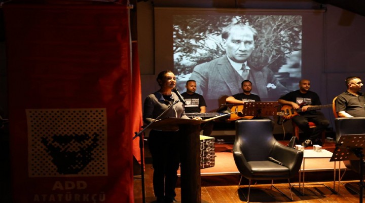 Atatürk Efes Selçuk ta şarkılar ve şiirlerle anıldı